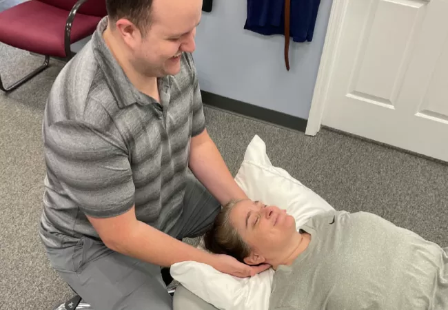 ESCAPE NECK PAIN’S GRIP!